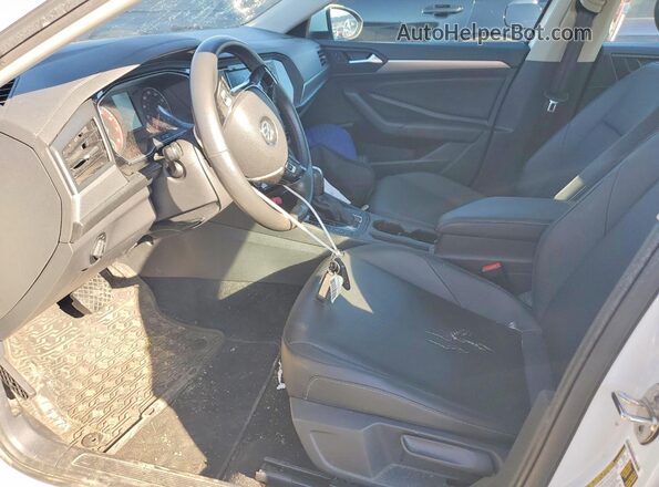 3VWC57BU5LM084306 2020 VOLKSWAGEN JETTA Белый Вид салона спереди