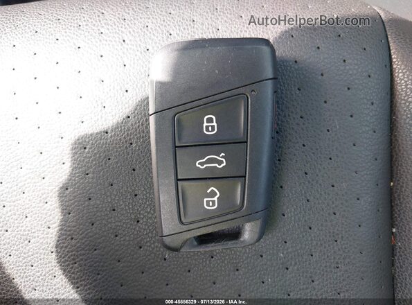 3VWC57BU5LM089585 2020 VOLKSWAGEN JETTA White Widok deski rozdzielczej