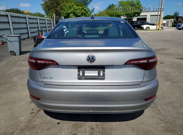 3VWC57BU5LM099730 2020 VOLKSWAGEN JETTA Серебряный Вид сзади
