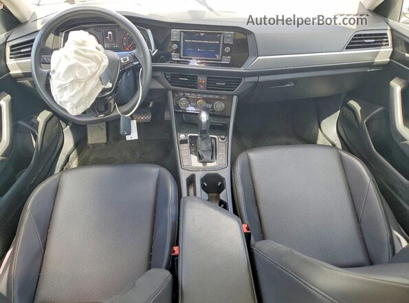 3VWC57BU5LM099730 2020 VOLKSWAGEN JETTA Серебряный Вид панели приборов