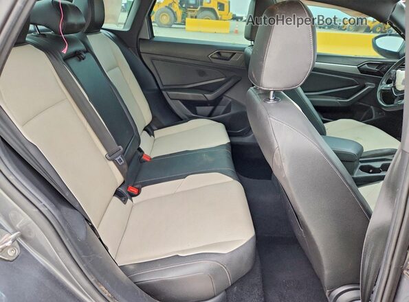 3VWC57BU6KM041415 2019 VOLKSWAGEN JETTA Gray Rear seats view