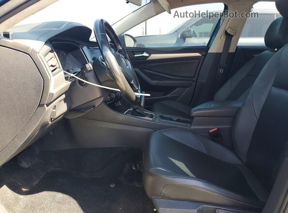 3VWC57BU6KM051104 2019 VOLKSWAGEN JETTA Синий Вид салона спереди