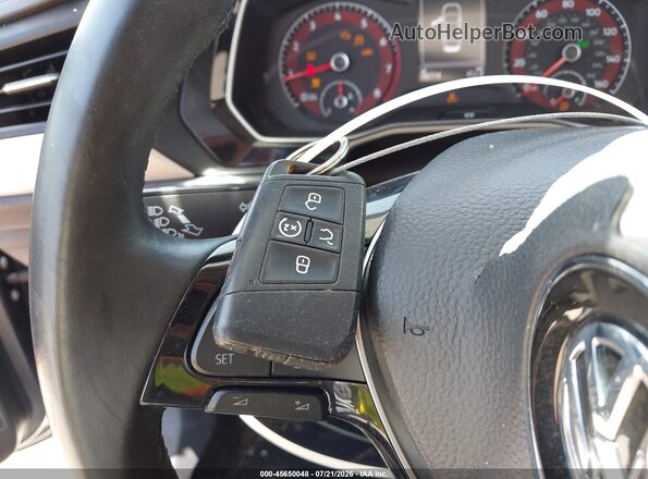 3VWC57BU6KM220988 2019 VOLKSWAGEN JETTA Gray Vista del salpicadero