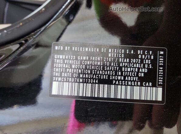 3VWC57BU7KM113044 2019 VOLKSWAGEN JETTA Black Вид підкапотного простору