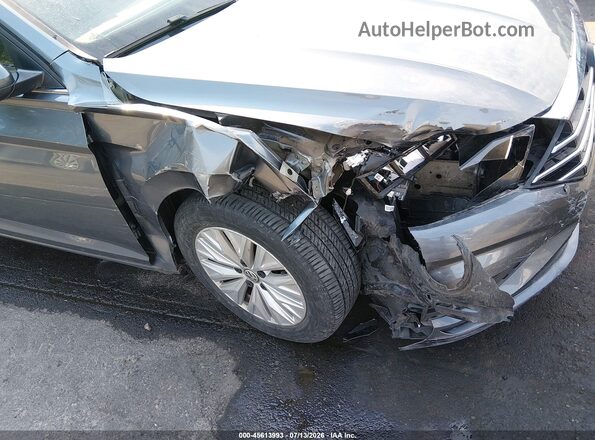 3VWC57BU7KM136999 2019 VOLKSWAGEN JETTA Серый Вид спереди