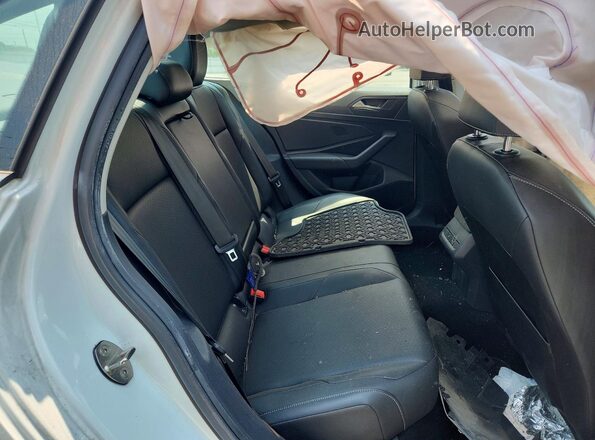 3VWC57BU7KM191131 2019 VOLKSWAGEN JETTA White Vista de los asientos traseros
