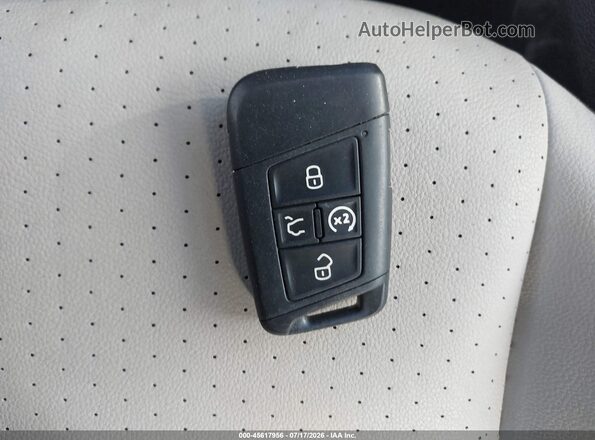 3VWC57BU7KM248475 2019 VOLKSWAGEN JETTA Серый Вид панели приборов
