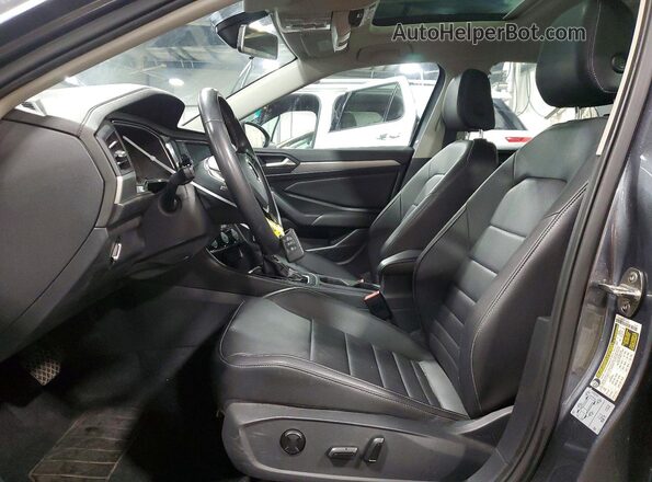 3VWC57BU7MM035755 2021 VOLKSWAGEN JETTA Gray Вид салону спереду