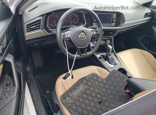 3VWC57BU8KM018265 2019 VOLKSWAGEN JETTA White Dashboard view