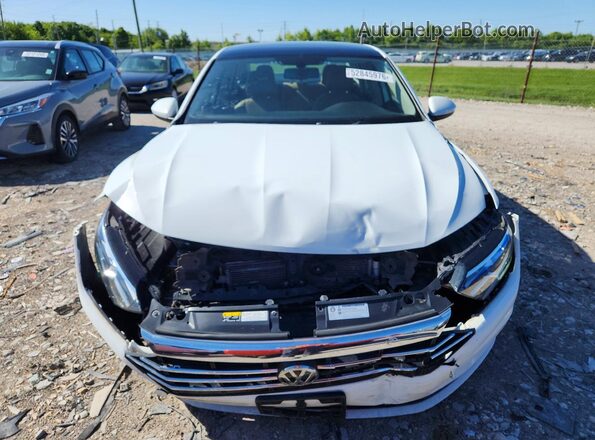 3VWC57BU9KM063831 2019 VOLKSWAGEN JETTA White Vista frontal