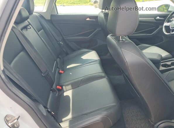 3VWC57BU9KM068432 2019 VOLKSWAGEN JETTA Белый Вид задних сидений