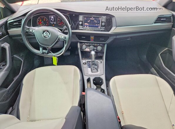 3VWC57BU9KM107049 2019 VOLKSWAGEN JETTA Красный Вид панели приборов