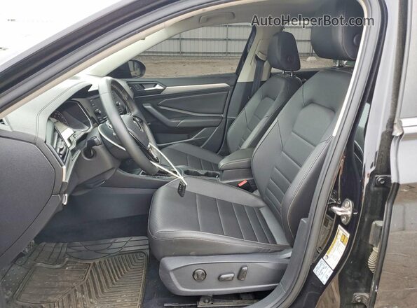 3VWC57BU9MM008413 2021 VOLKSWAGEN JETTA Black Front interior view