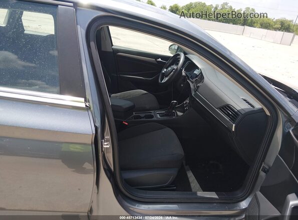 3VWC57BUXKM040557 2019 VOLKSWAGEN JETTA Gray Вид салону спереду