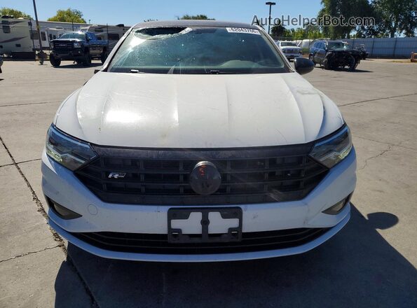 3VWC57BUXKM200548 2019 VOLKSWAGEN JETTA White Widok z przodu