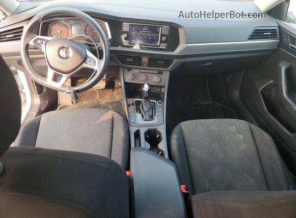 3VWCB7BU0KM139686 2019 VOLKSWAGEN JETTA Silver Vista del salpicadero