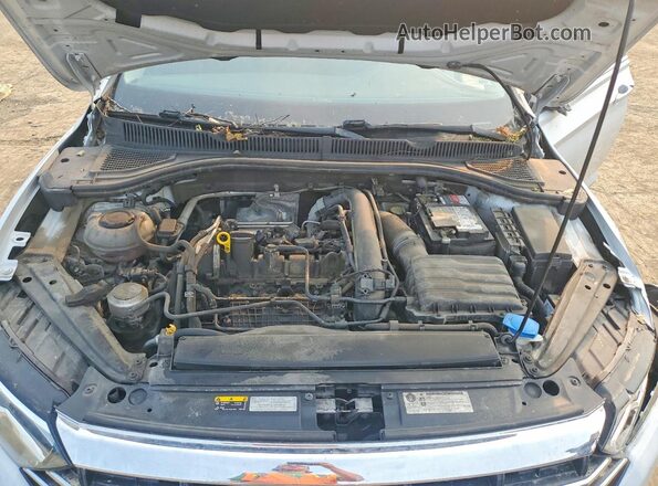 3VWCB7BU0KM139686 2019 VOLKSWAGEN JETTA Silver Vista interior trasera