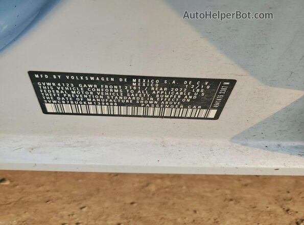 3VWCB7BU0KM139686 2019 VOLKSWAGEN JETTA Silver Vista del compartimento del motor