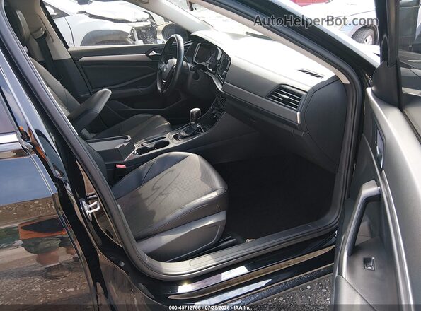 3VWCB7BU0KM162496 2019 VOLKSWAGEN JETTA Black Front interior view