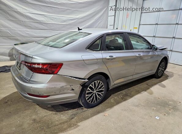 3VWCB7BU1LM045771 2020 VOLKSWAGEN JETTA Silver Trasero derecho