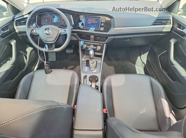 3VWCB7BU4LM002140 2020 VOLKSWAGEN JETTA Серый Вид панели приборов