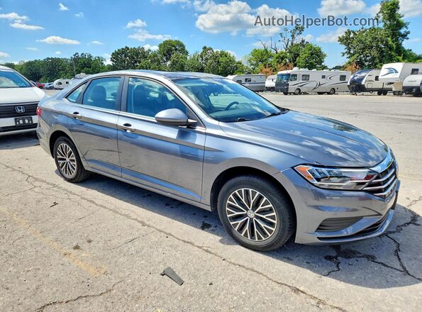 3VWCB7BU4LM002140 2020 VOLKSWAGEN JETTA Серый Передняя правая четверть