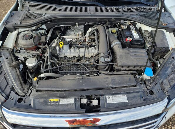 3VWCB7BU5KM243428 2019 VOLKSWAGEN JETTA White Սալոնի հետևի տեսք
