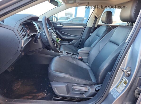 3VWCB7BU5LM053324 2020 VOLKSWAGEN JETTA Silver Вид салону спереду