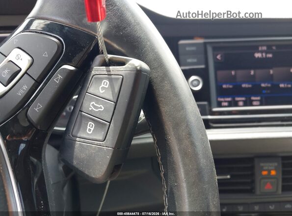 3VWCB7BU6KM250341 2019 VOLKSWAGEN JETTA Black Вид панелі приладів