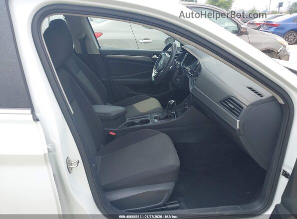 3VWCB7BU6LM026486 2020 VOLKSWAGEN JETTA Белый Вид салона спереди