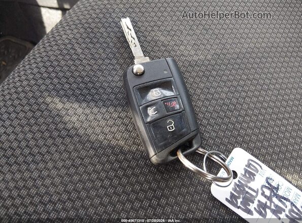 3VWCB7BU7KM226002 2019 VOLKSWAGEN JETTA Blue Vista del salpicadero