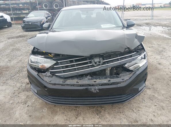 3VWCB7BU7KM233872 2019 VOLKSWAGEN JETTA Черный Вид спереди