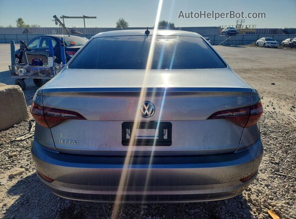 3VWCB7BU9KM255906 2019 VOLKSWAGEN JETTA Silver Widok z tyłu