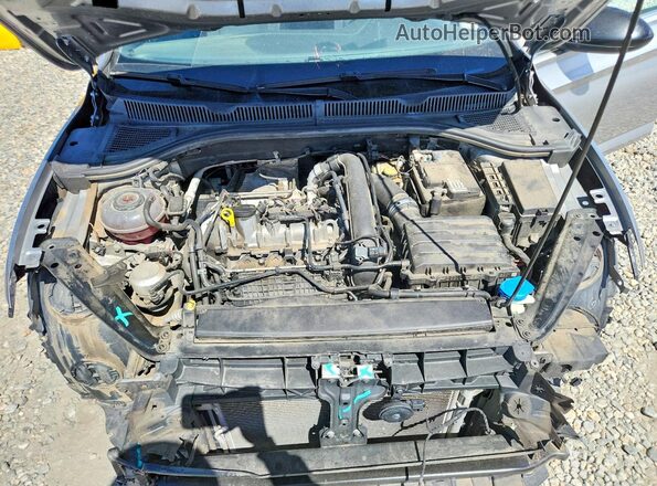 3VWCB7BUXKM226897 2019 VOLKSWAGEN JETTA Silver Rear interior view