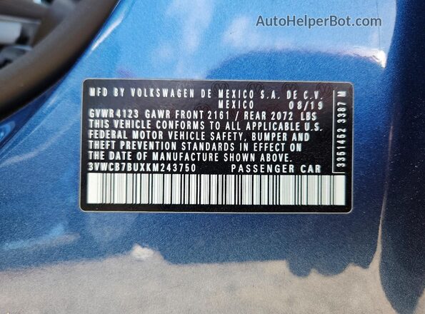 3VWCB7BUXKM243750 2019 VOLKSWAGEN JETTA Blue Vista del compartimento del motor