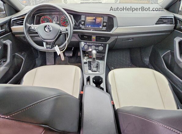 3VWCB7BUXLM015779 2020 VOLKSWAGEN JETTA Silver წინა პანელის ხედი