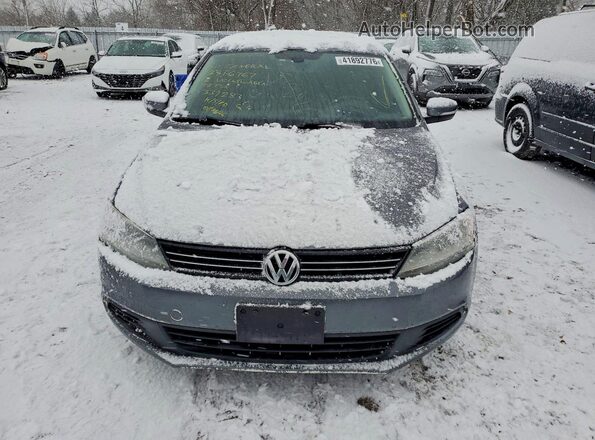 3VWD07AJ3GM337283 2016 VOLKSWAGEN JETTA Серый Вид спереди