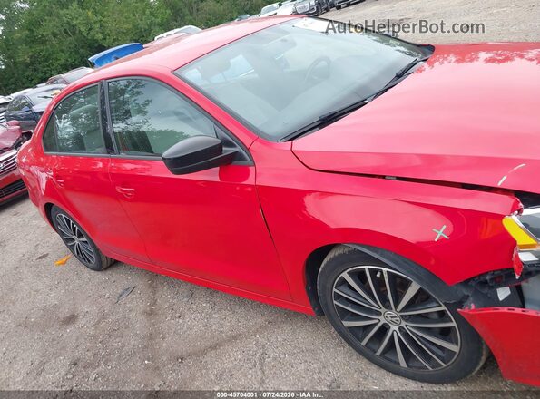 3VWD17AJ2GM226432 2016 VOLKSWAGEN JETTA Red უკანა სალონის ხედი