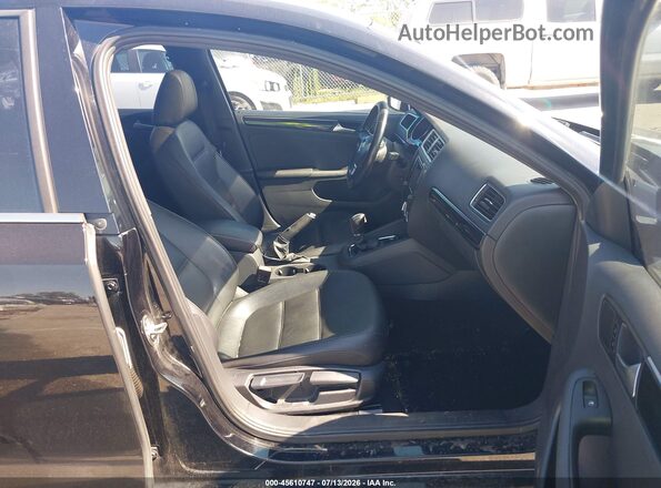 3VWD17AJ4JM205878 2018 VOLKSWAGEN JETTA Black Սալոնի դիմացի տեսք