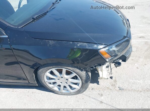 3VWD17AJ4JM205878 2018 VOLKSWAGEN JETTA Black Դիմացի տեսք