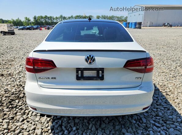 3VWD17AJ8JM206550 2018 VOLKSWAGEN JETTA White Вид ззаду