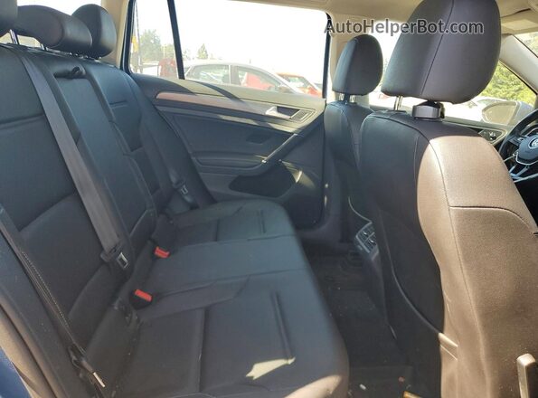 3VWD17AU1JM761950 2018 VOLKSWAGEN GOLF Blue Rear seats view