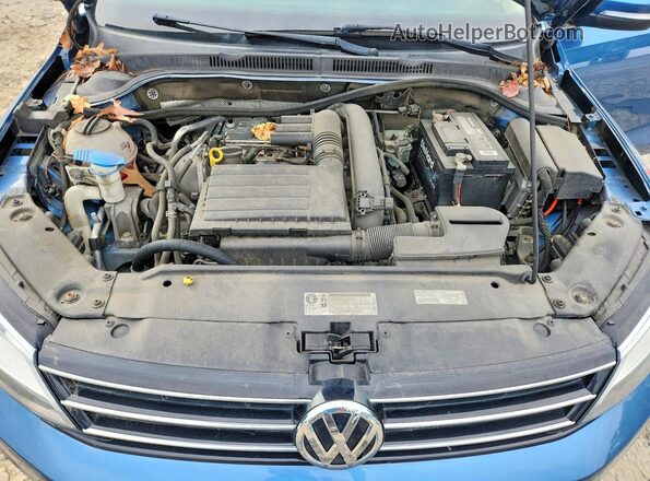 3VWD67AJ7GM341982 2016 VOLKSWAGEN JETTA Blue Vista interior trasera