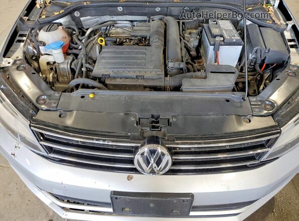 3VWD67AJ8GM243379 2016 VOLKSWAGEN JETTA Silver უკანა სალონის ხედი