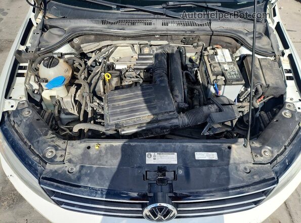 3VWDB7AJ0HM207456 2017 VOLKSWAGEN JETTA Белый Вид задней части салона