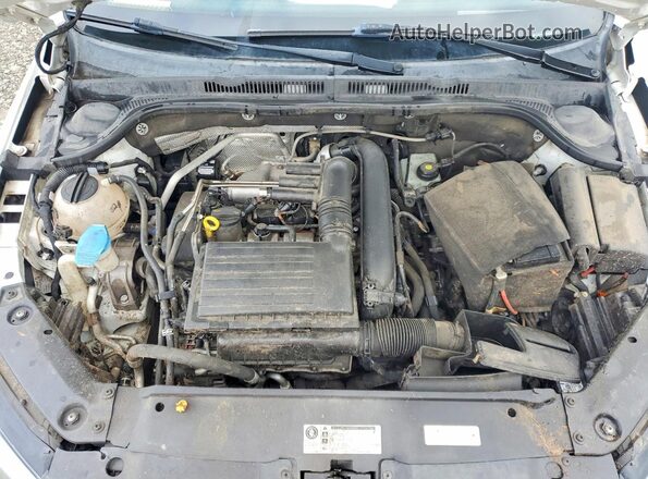 3VWDB7AJ0HM290919 2017 VOLKSWAGEN JETTA White Вид задньої частини салону
