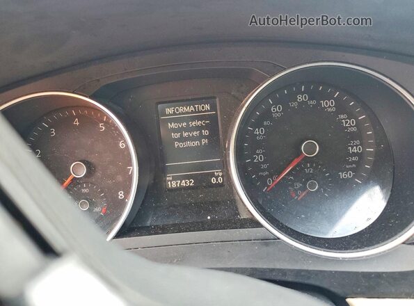 3VWDB7AJ0HM290919 2017 VOLKSWAGEN JETTA White Вид щитка приладів