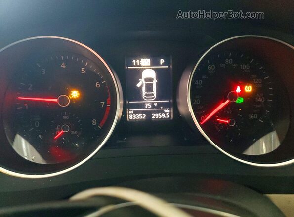 3VWDB7AJ0HM380846 2017 VOLKSWAGEN JETTA Бордовый Вид щитка приборов