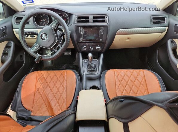 3VWDB7AJ1HM231510 2017 VOLKSWAGEN JETTA White Dashboard view
