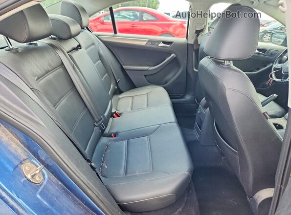 3VWDB7AJ1HM291951 2017 VOLKSWAGEN JETTA Синий Вид задних сидений